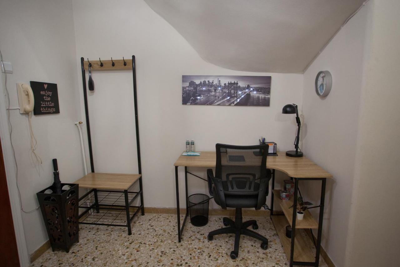 Lovely Nest Pireo Esterno foto