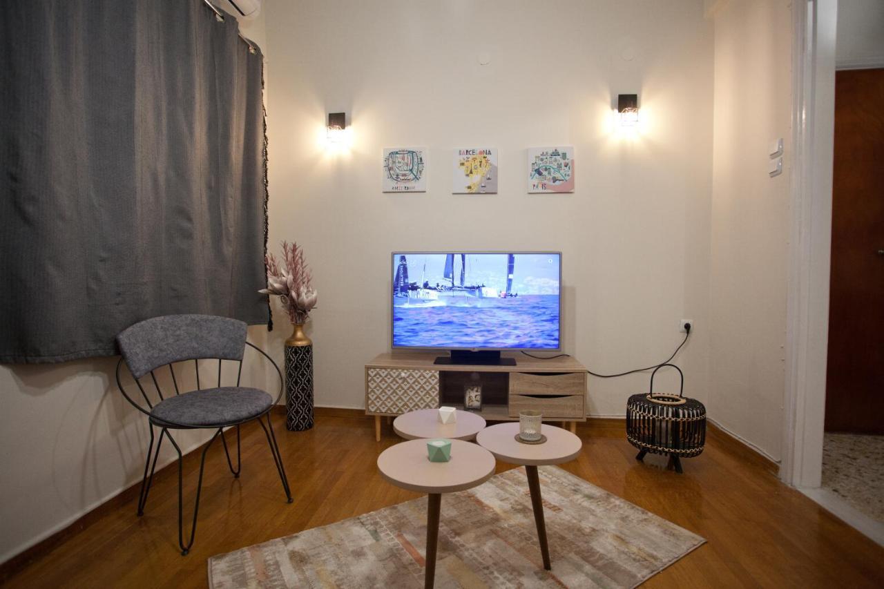 Lovely Nest Pireo Esterno foto